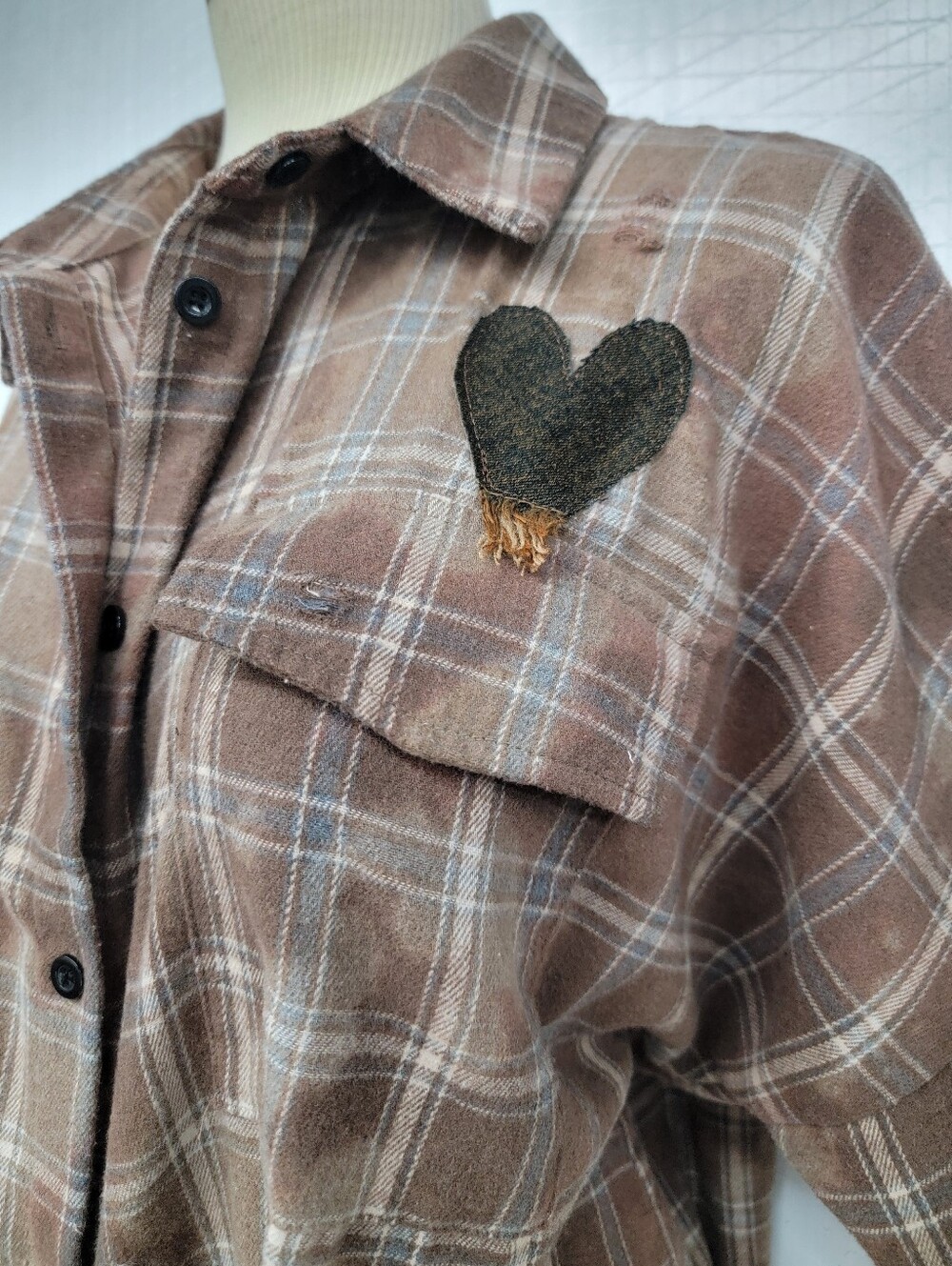 **SOLD****Ella Langley Cowgirl Flannel Shirt Upcycled - Picture 6 of 7